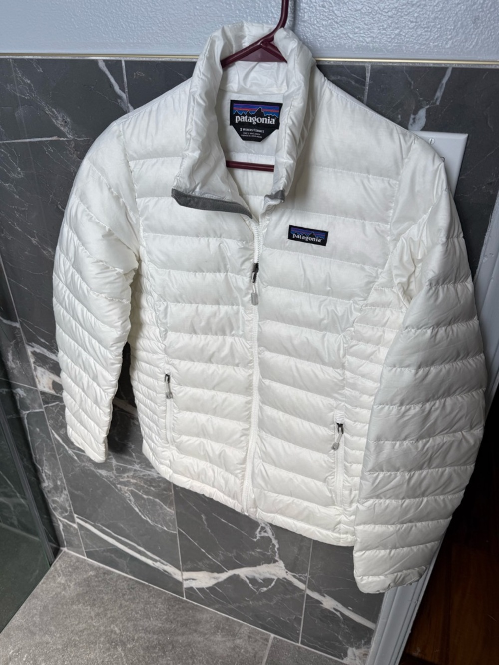 Patagonia down sweater jacket